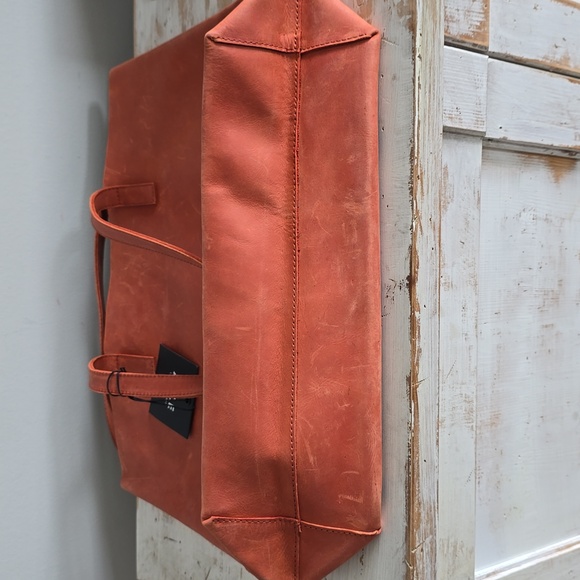 NWT ABLE Mamuye Classic Tote In Red Fox - Picture 4 of 7